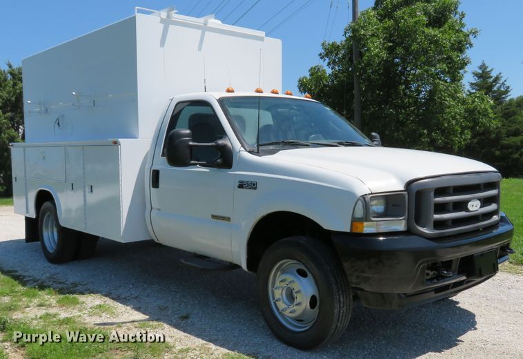 image for item DE8168 2003 Ford F550 Super Duty XL service truck