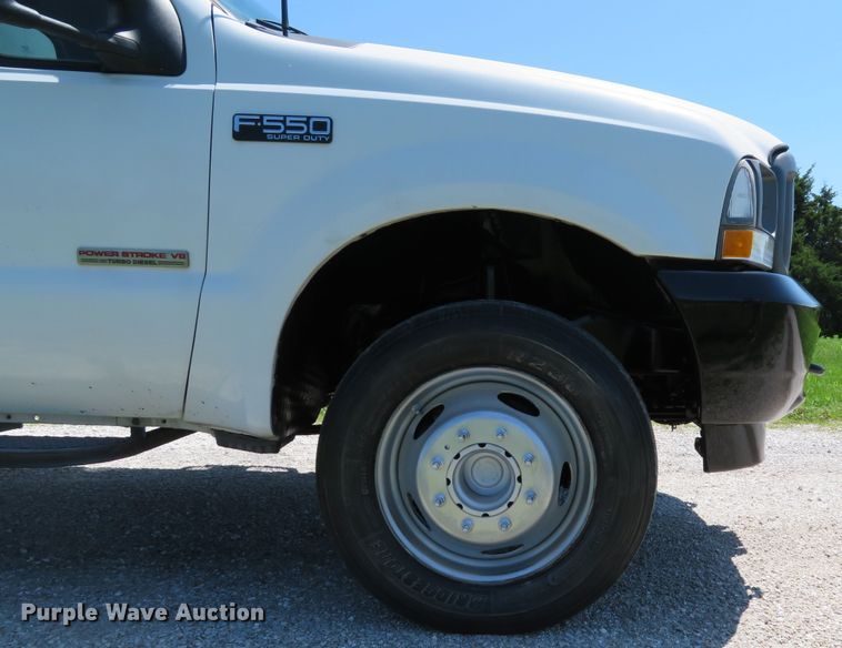image for item DE8168 2003 Ford F550 Super Duty XL service truck