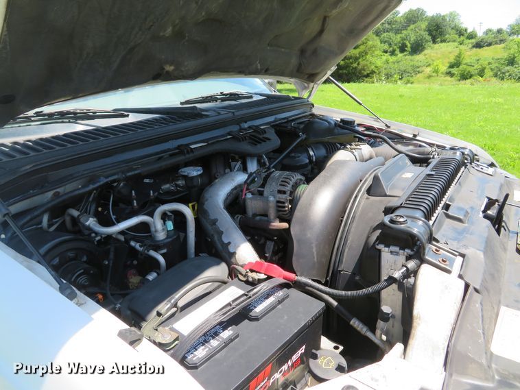 image for item DE8168 2003 Ford F550 Super Duty XL service truck