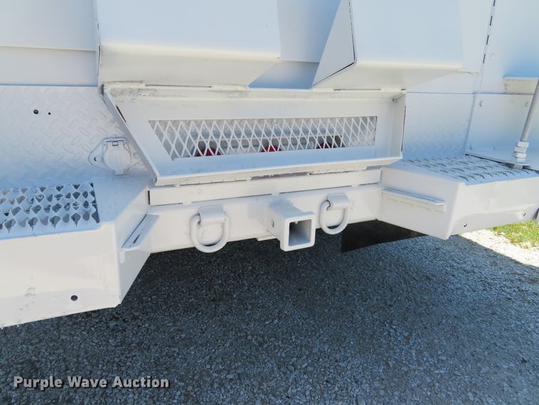 image for item DE8168 2003 Ford F550 Super Duty XL service truck