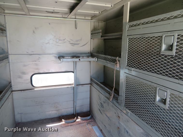 image for item DE8168 2003 Ford F550 Super Duty XL service truck