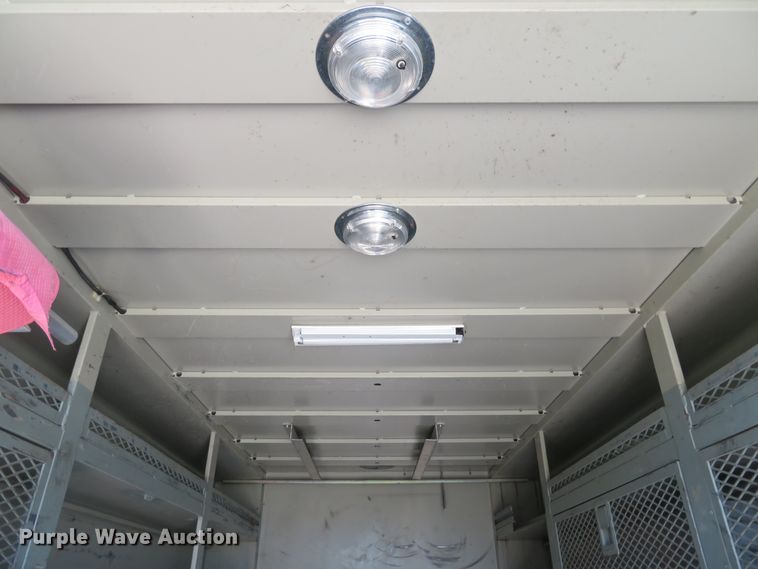 image for item DE8168 2003 Ford F550 Super Duty XL service truck