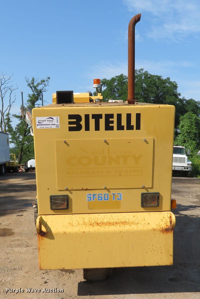 image for item DE8171 2001 Bitelli SF60T3 cold planer