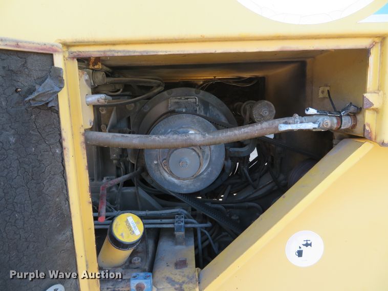 image for item DE8171 2001 Bitelli SF60T3 cold planer