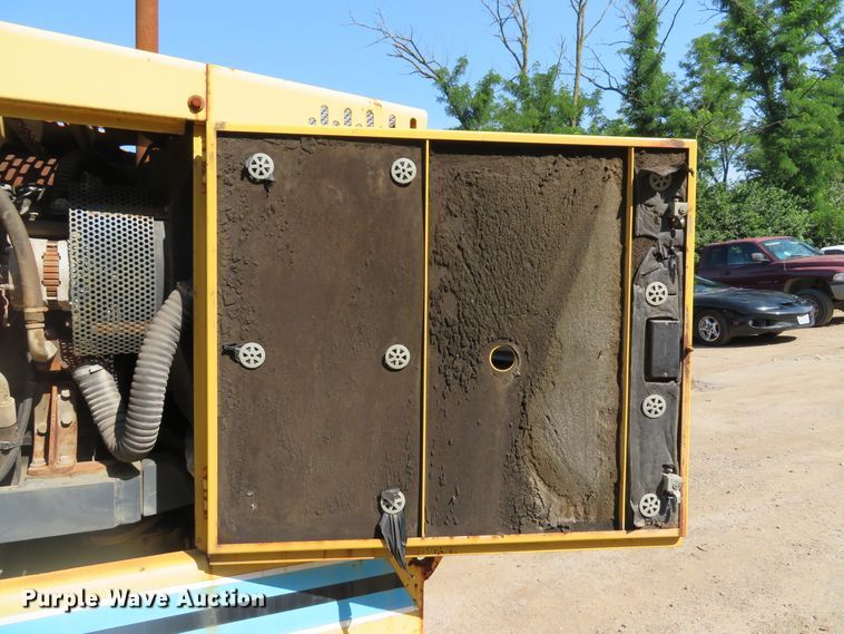 image for item DE8171 2001 Bitelli SF60T3 cold planer