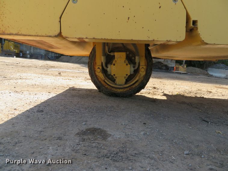 image for item DE8171 2001 Bitelli SF60T3 cold planer