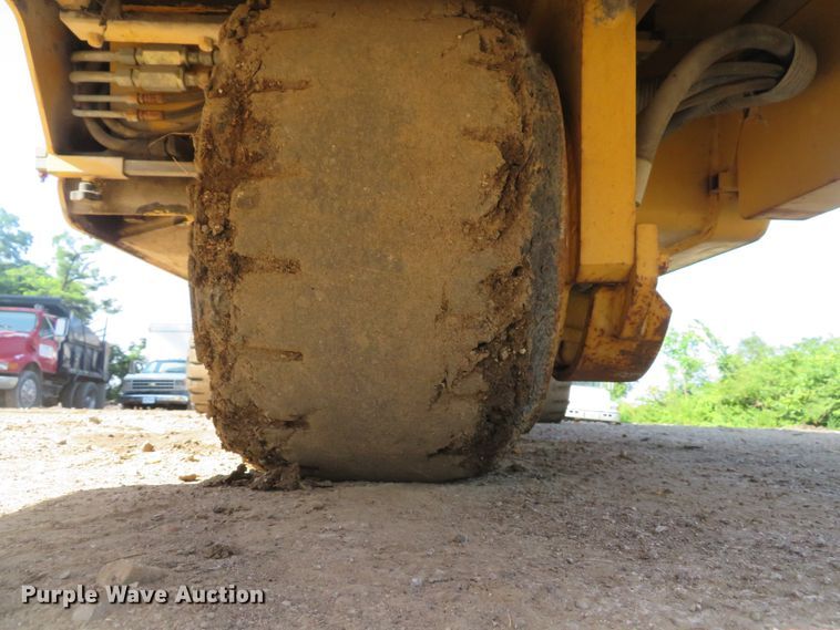 image for item DE8171 2001 Bitelli SF60T3 cold planer