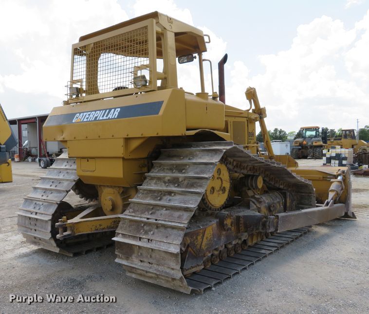 image for item DE8175 1992 Caterpillar D6H LGP Series II dozer