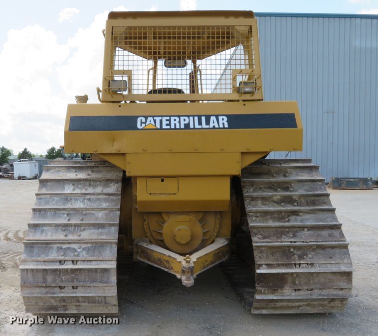image for item DE8175 1992 Caterpillar D6H LGP Series II dozer