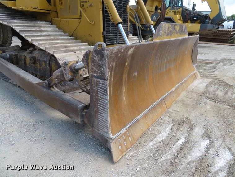 image for item DE8175 1992 Caterpillar D6H LGP Series II dozer