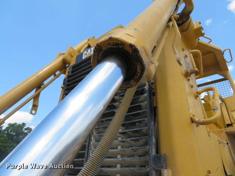 image for item DE8175 1992 Caterpillar D6H LGP Series II dozer