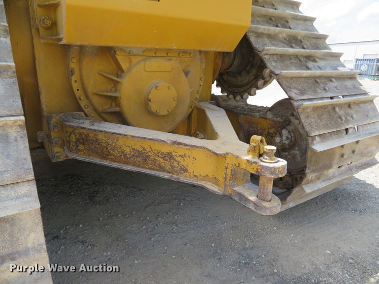 image for item DE8175 1992 Caterpillar D6H LGP Series II dozer