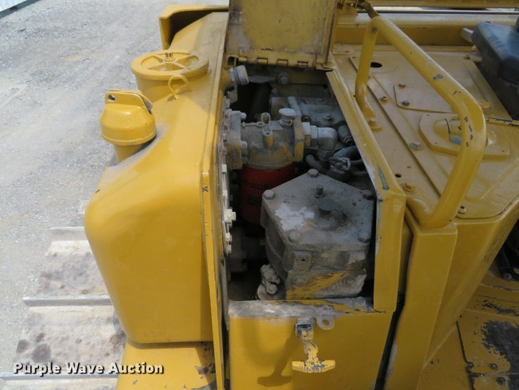 image for item DE8175 1992 Caterpillar D6H LGP Series II dozer