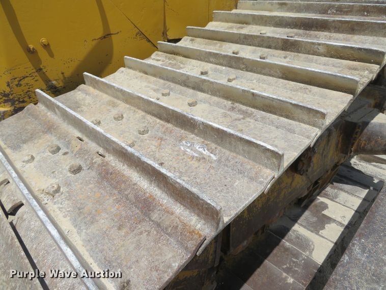 image for item DE8175 1992 Caterpillar D6H LGP Series II dozer