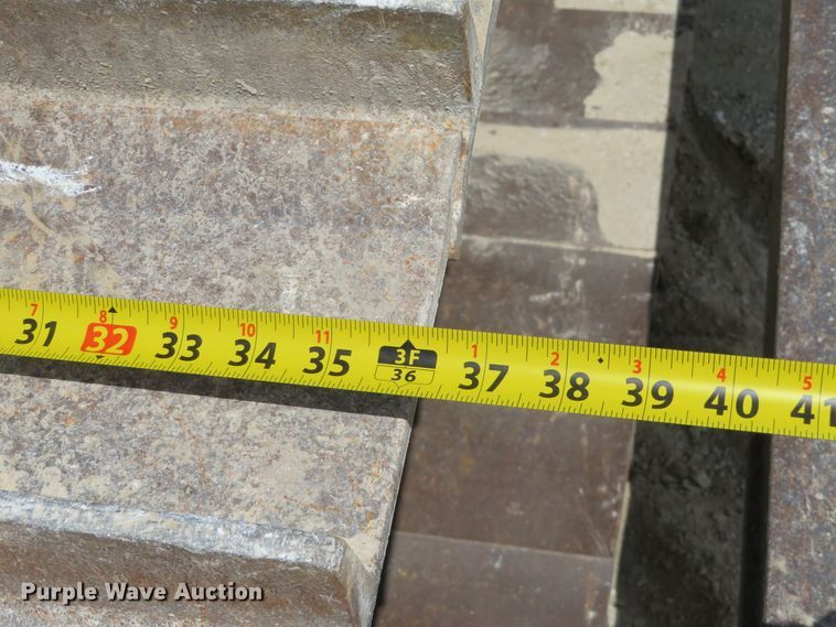 image for item DE8175 1992 Caterpillar D6H LGP Series II dozer