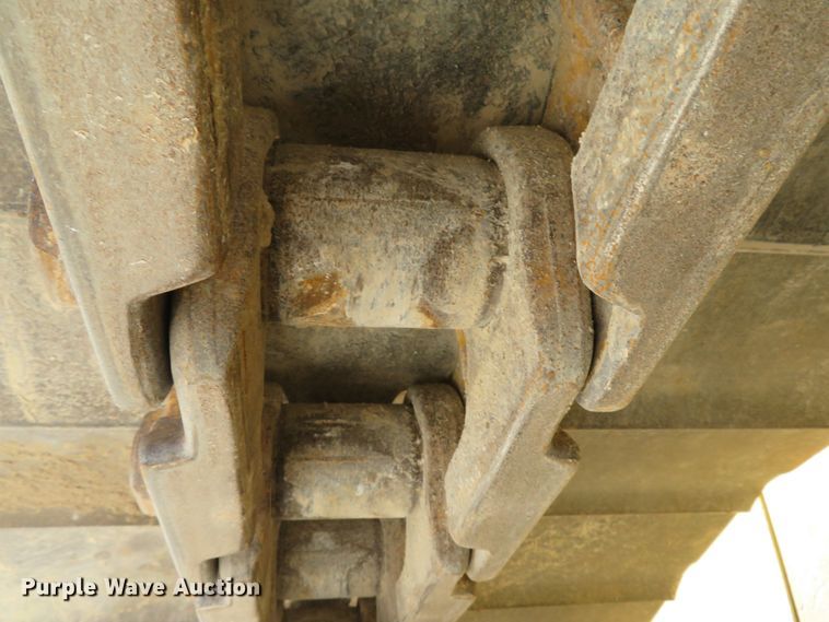 image for item DE8175 1992 Caterpillar D6H LGP Series II dozer