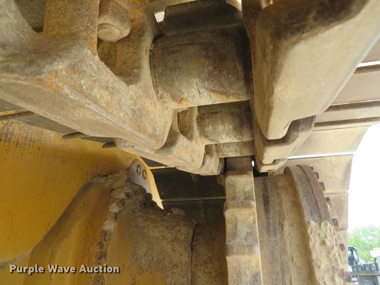 image for item DE8175 1992 Caterpillar D6H LGP Series II dozer