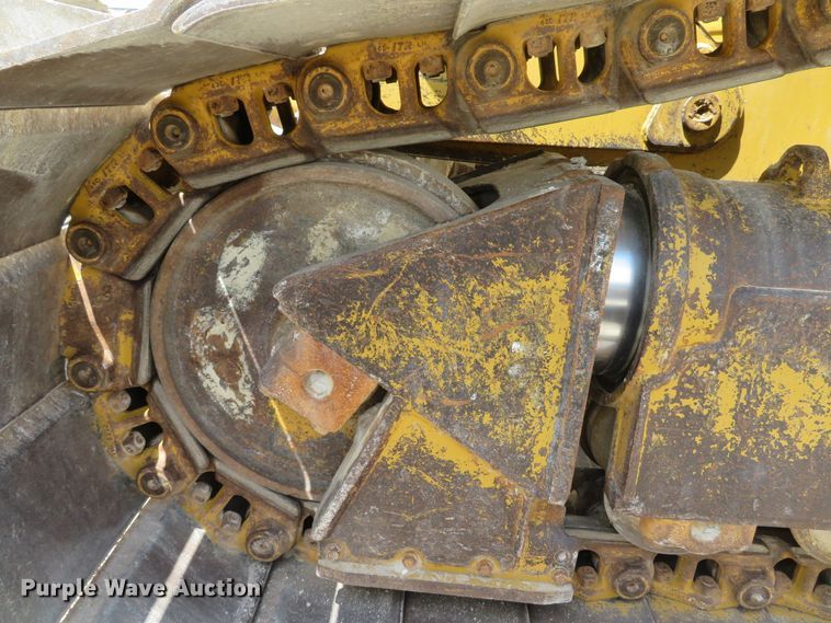 image for item DE8175 1992 Caterpillar D6H LGP Series II dozer