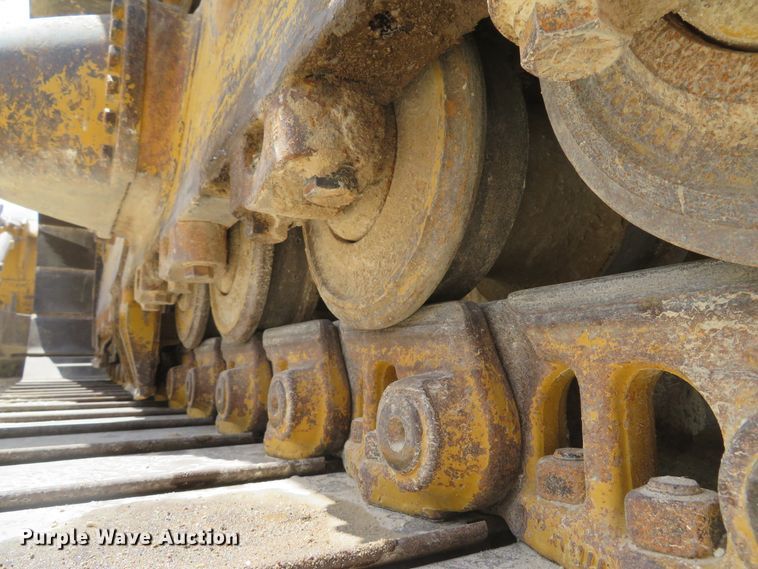 image for item DE8175 1992 Caterpillar D6H LGP Series II dozer