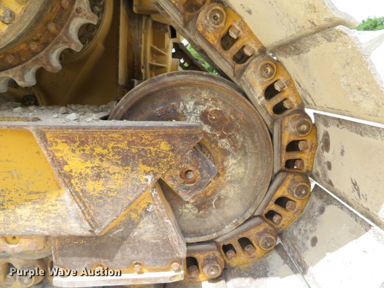 image for item DE8175 1992 Caterpillar D6H LGP Series II dozer