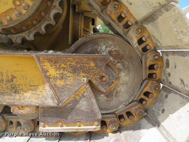 image for item DE8175 1992 Caterpillar D6H LGP Series II dozer