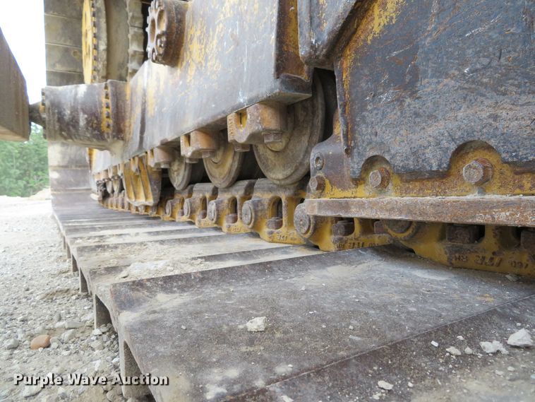 image for item DE8175 1992 Caterpillar D6H LGP Series II dozer