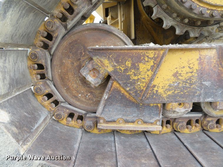 image for item DE8175 1992 Caterpillar D6H LGP Series II dozer