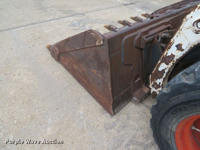 image for item DE8176 2005 Bobcat S185 skid steer