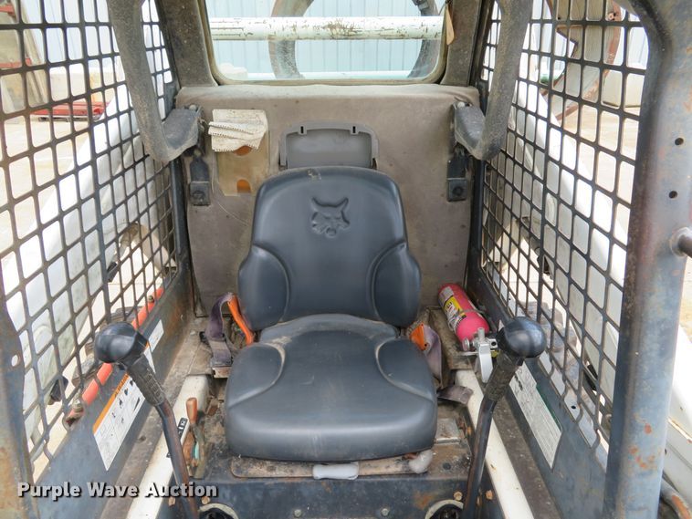 image for item DE8176 2005 Bobcat S185 skid steer