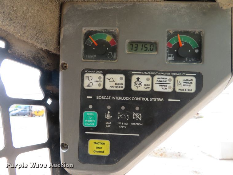 image for item DE8176 2005 Bobcat S185 skid steer