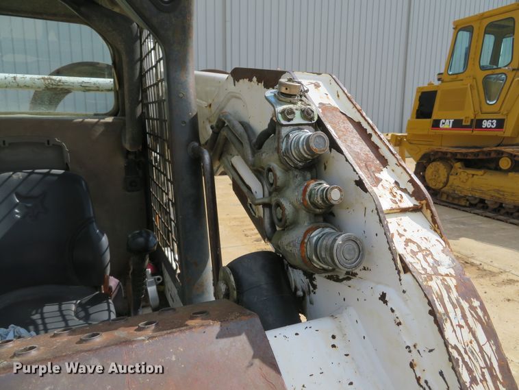 image for item DE8176 2005 Bobcat S185 skid steer