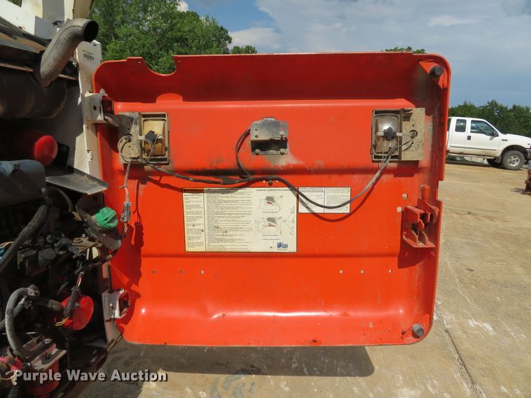 image for item DE8176 2005 Bobcat S185 skid steer