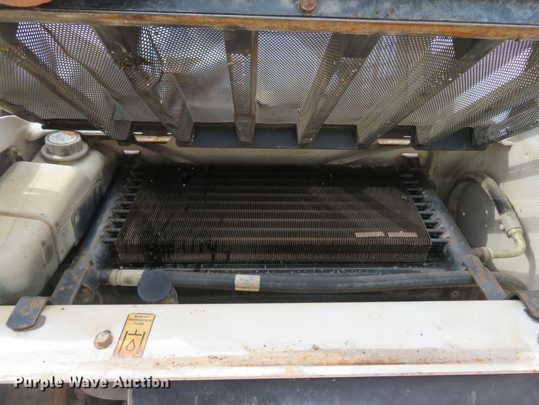 image for item DE8176 2005 Bobcat S185 skid steer