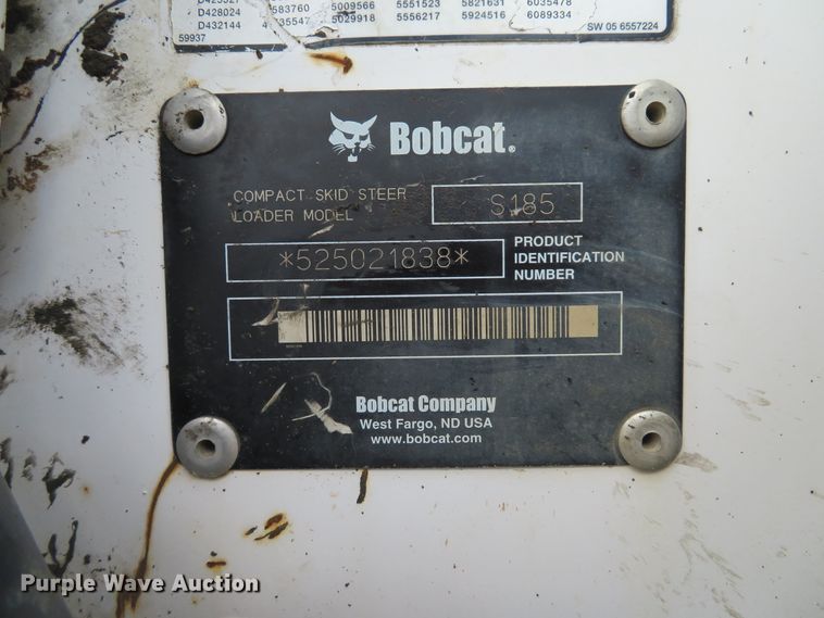 image for item DE8176 2005 Bobcat S185 skid steer