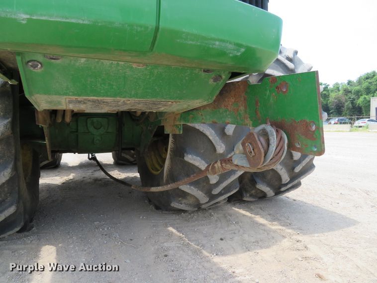 image for item DE8177 2006 John Deere 9520 Scraper Special 4WD tractor