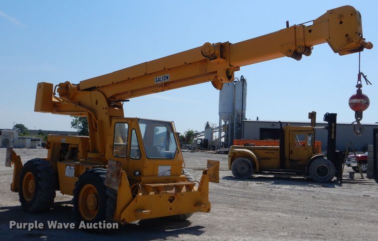 image for item DE8509 Galion 150F crane