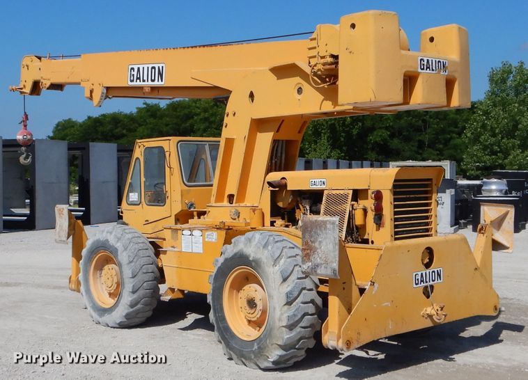 image for item DE8509 Galion 150F crane