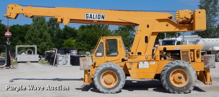 image for item DE8509 Galion 150F crane