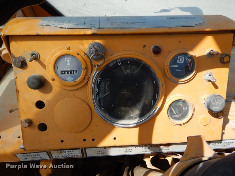 image for item DE8509 Galion 150F crane