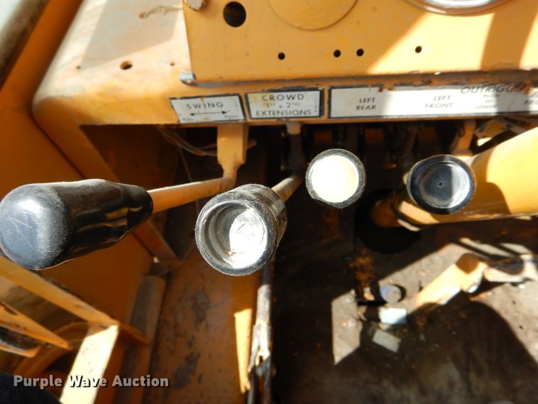 image for item DE8509 Galion 150F crane