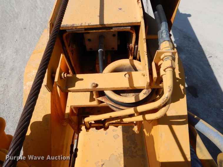 image for item DE8509 Galion 150F crane