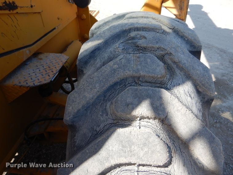 image for item DE8509 Galion 150F crane