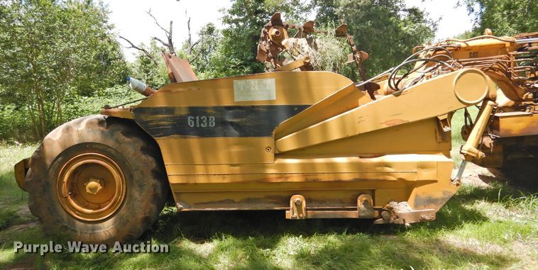 image for item DF2563 1979 Caterpillar 613B elevating scraper