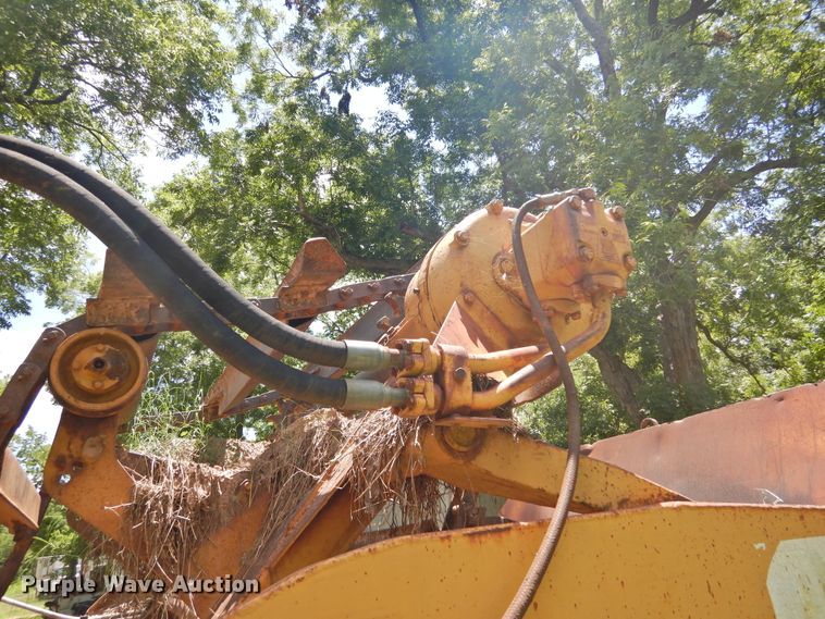 image for item DF2563 1979 Caterpillar 613B elevating scraper