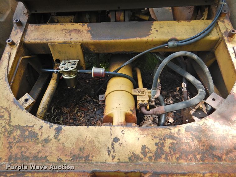 image for item DF2563 1979 Caterpillar 613B elevating scraper