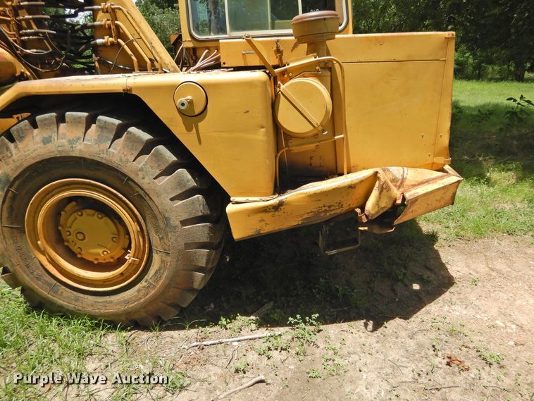 image for item DF2563 1979 Caterpillar 613B elevating scraper