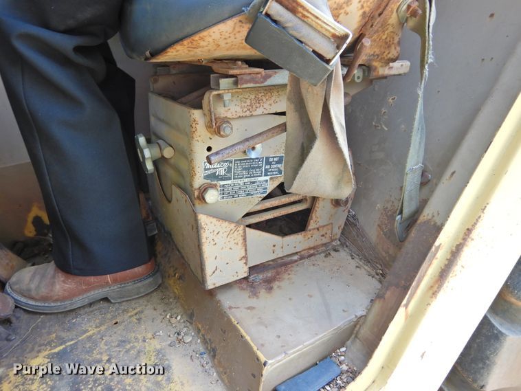 image for item DF2563 1979 Caterpillar 613B elevating scraper