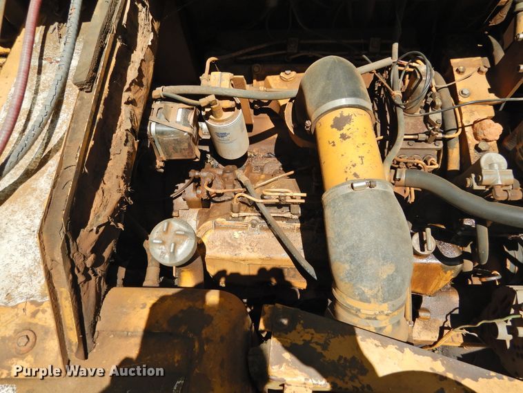 image for item DF2563 1979 Caterpillar 613B elevating scraper