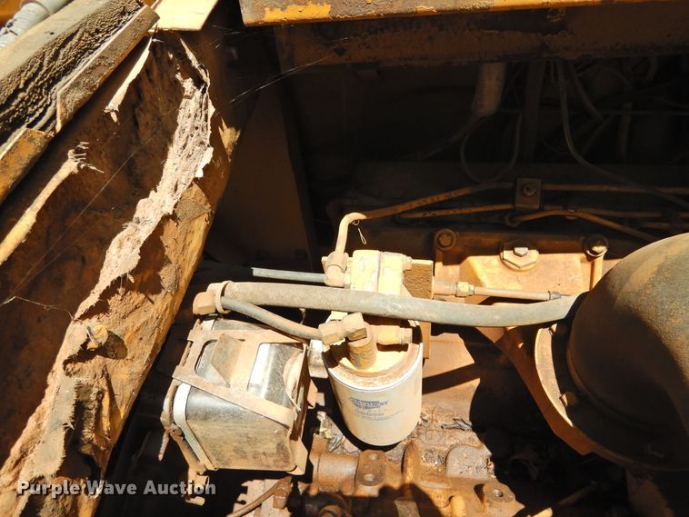 image for item DF2563 1979 Caterpillar 613B elevating scraper