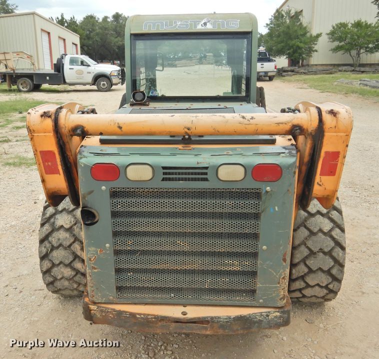 image for item DF2564 Mustang 2109 skid steer